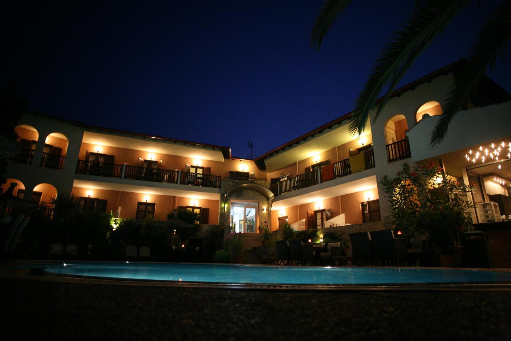 Stamos Hotel Афитос Екстериор снимка